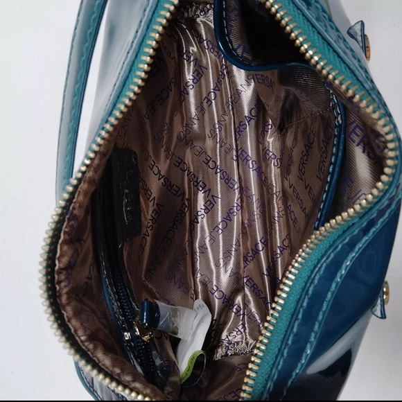 Auth Versace Jeans Emerald Green Patent Leather Mini Shoulder Bag - Picture 11 of 11